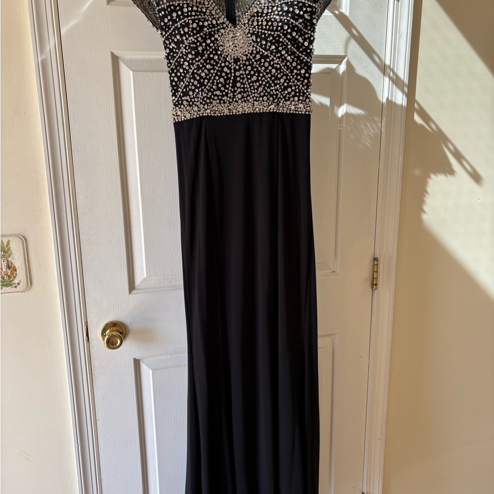 Elegant Black Evening Gown